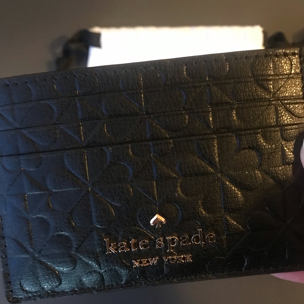 BNWT Kate Spade “Hollie” embossed slim cardholder!